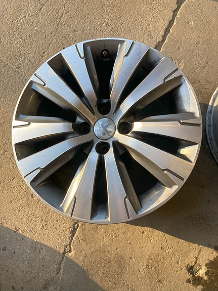 Product image 8 of 9