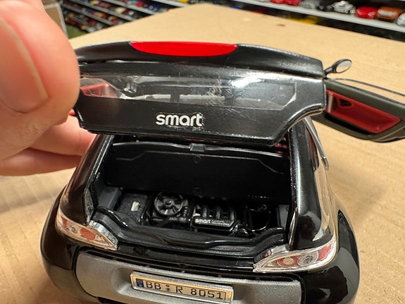 Product image 7 of 9