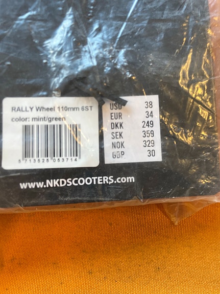 Product image 3 of 3