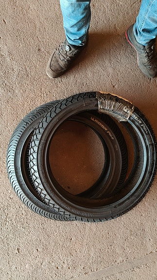 Product image 1 of 7