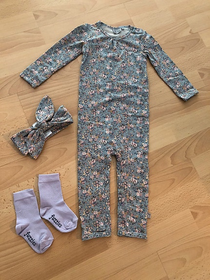 Product image 1 of 6