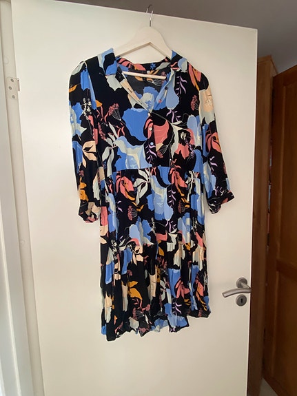 Product image 11 of 39