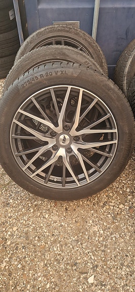 Product image 8 of 9