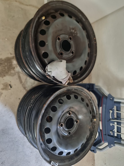 Product image 1 of 2