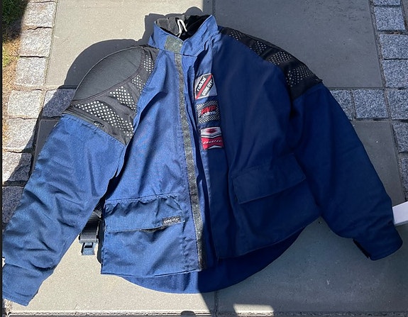 Product image 1 of 9