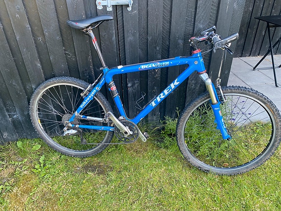 Product image 1 of 6