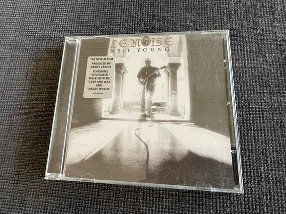 Product image 1 of 3