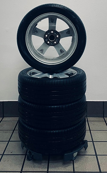 Product image 2 of 9