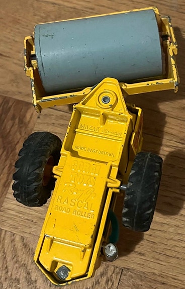 Product image 23 of 100