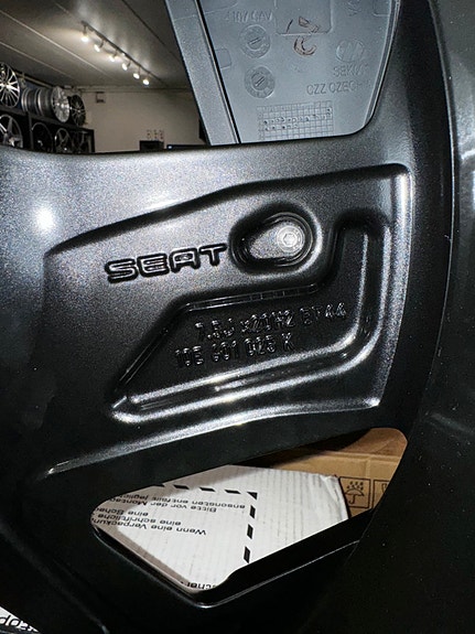 Product image 7 of 8