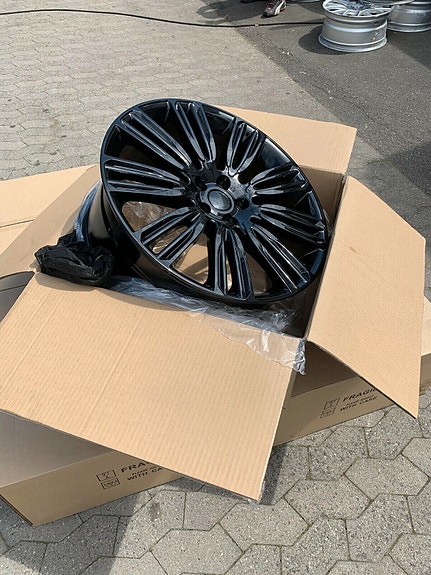 Product image 2 of 8