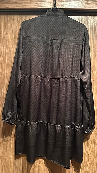 Product image 16 of 20