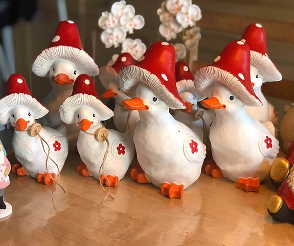 Product image 1 of 4