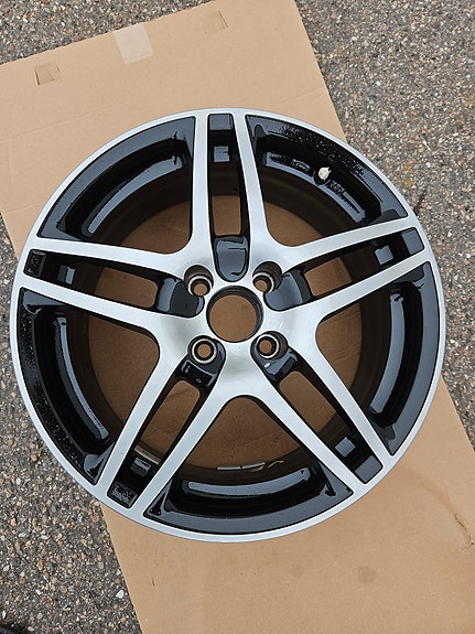 Product image 1 of 3