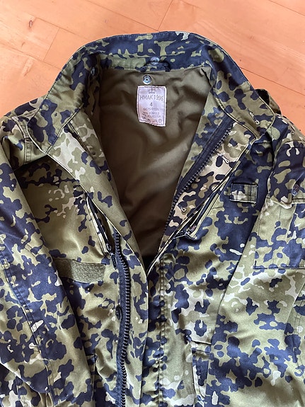 Product image 1 of 3