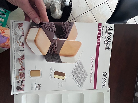 Product image 16 of 40