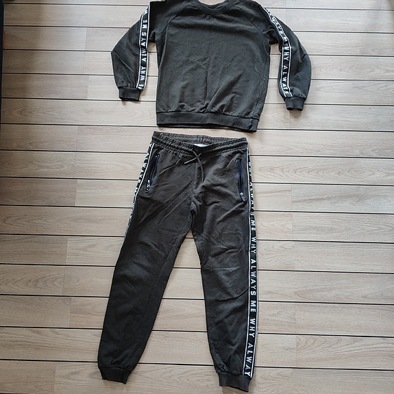 Product image 26 of 28