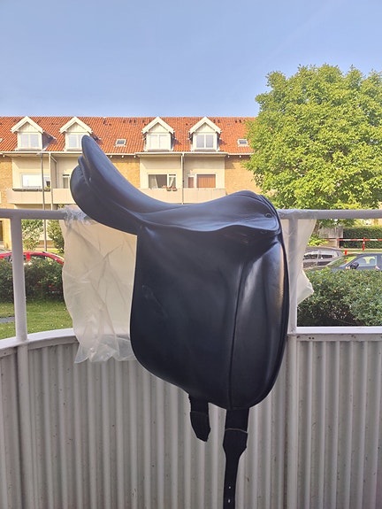 Product image 1 of 8