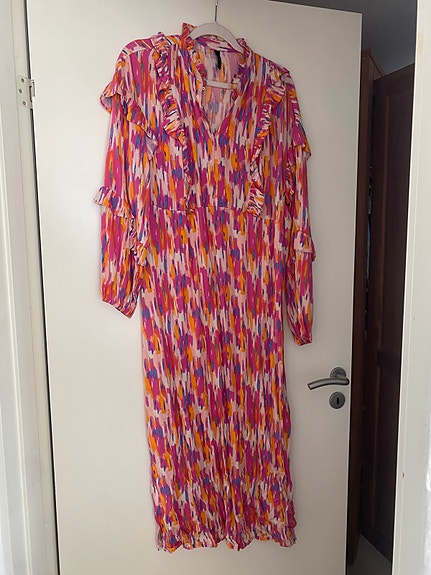 Product image 12 of 39