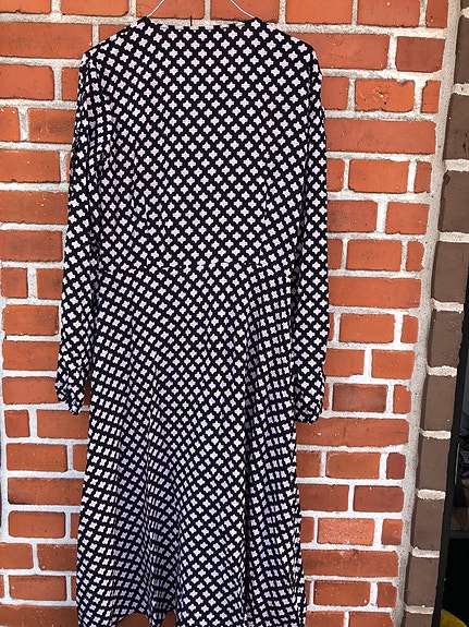 Product image 12 of 16
