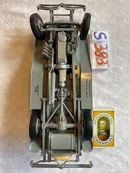 Product image 8 of 8