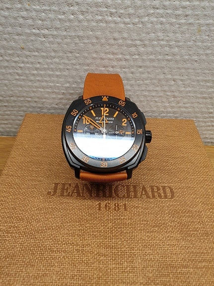 Product image 11 of 12