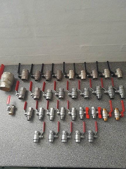 Product image 1 of 4