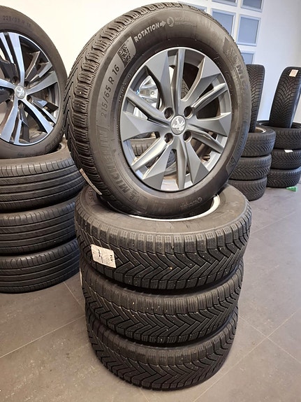 Product image 4 of 8