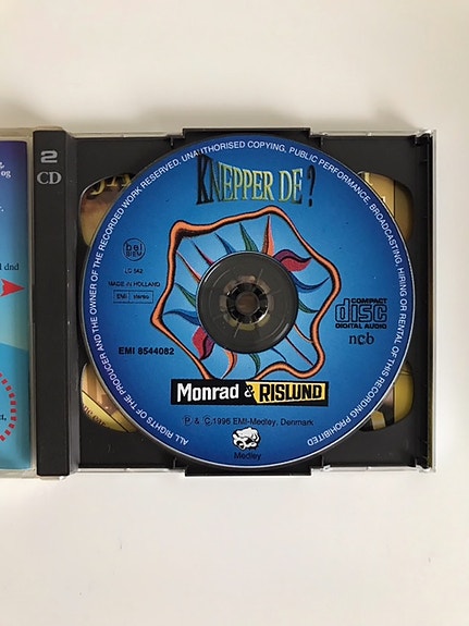 Product image 2 of 3