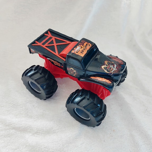 Product image 13 of 28
