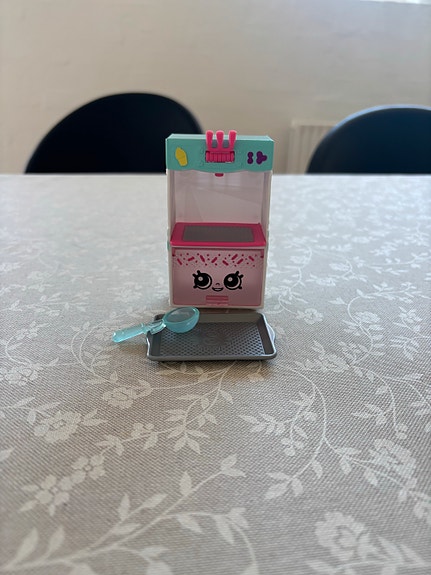 Product image 2 of 7