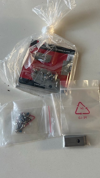 Product image 1 of 3