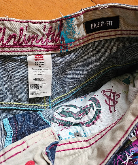 Product image 3 of 6