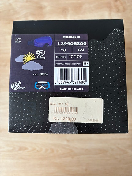 Product image 3 of 3