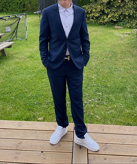 Product image 1 of 2