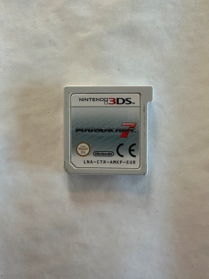 Product image 1 of 2