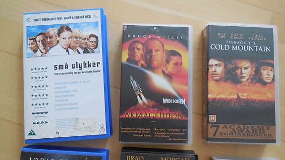 Product image 1 of 3