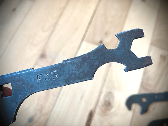 Product image 9 of 10