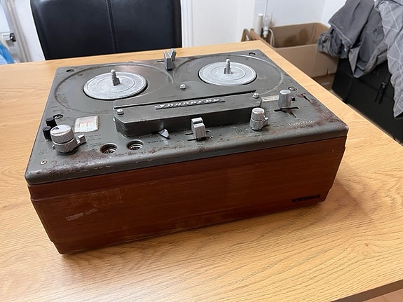 Product image 1 of 3