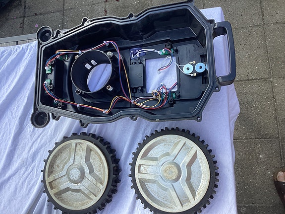 Product image 2 of 9