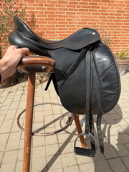 Product image 1 of 5