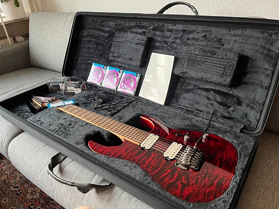 Product image 1 of 6