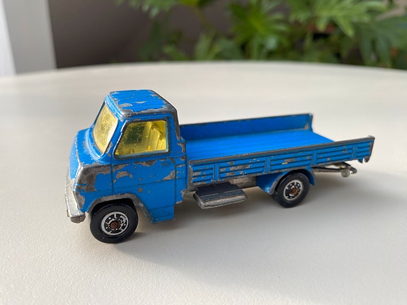 Product image 1 of 6