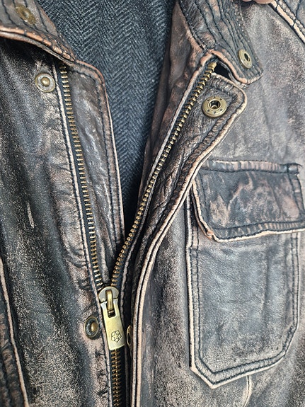 Product image 8 of 15