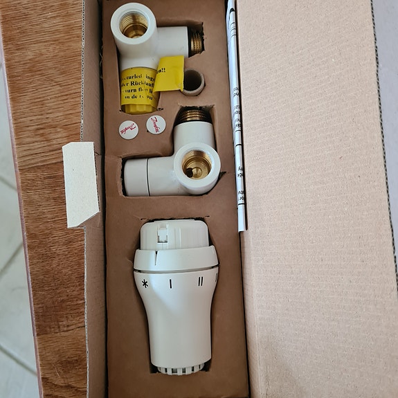 Product image 1 of 2