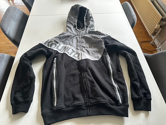 Product image 2 of 26