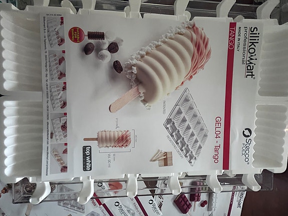 Product image 27 of 40