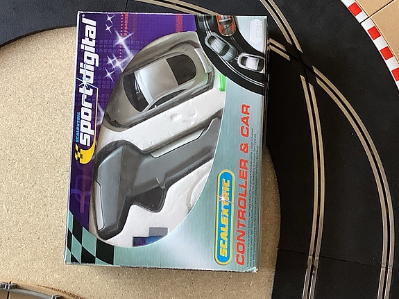 Product image 1 of 3