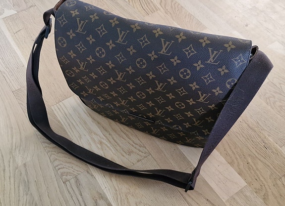 Product image 15 of 18