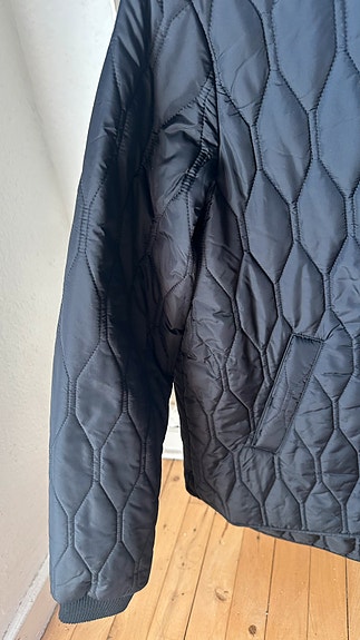 Product image 11 of 17